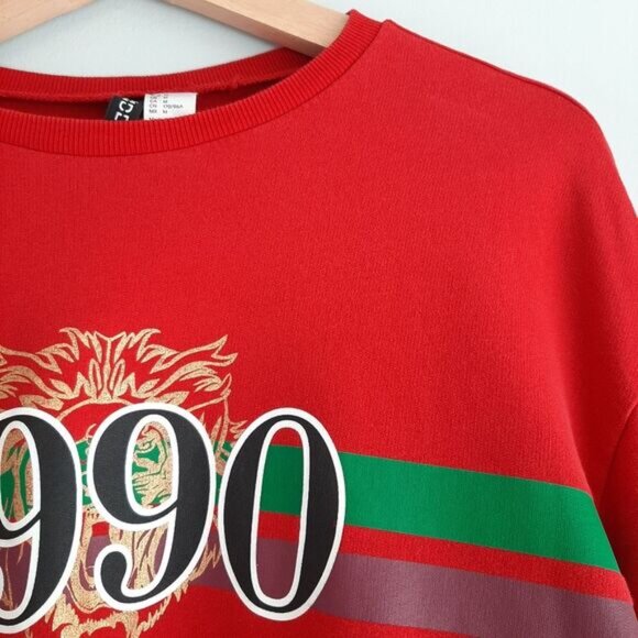 Divided by H&M | 1990 Gold Lion Print Crop Long Slv Crewneck Pullover Top Red M - Picture 9 of 16